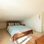 Caretta In - Sleeps 6 - Private Pool *