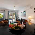 Caretta In - Sleeps 6 - Private Pool