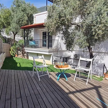 Caretta In - Sleeps 6 - Private Pool Villa