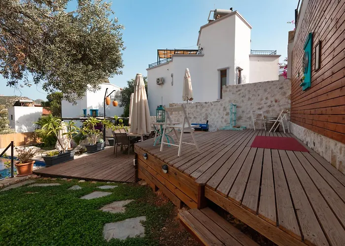 Caretta In - Sleeps 6 - Private Pool Villa