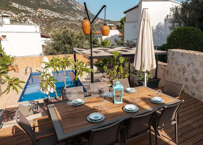 Caretta In - Sleeps 6 - Private Pool