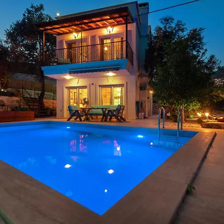 Caretta In - Sleeps 6 - Private Pool * Καλκάν